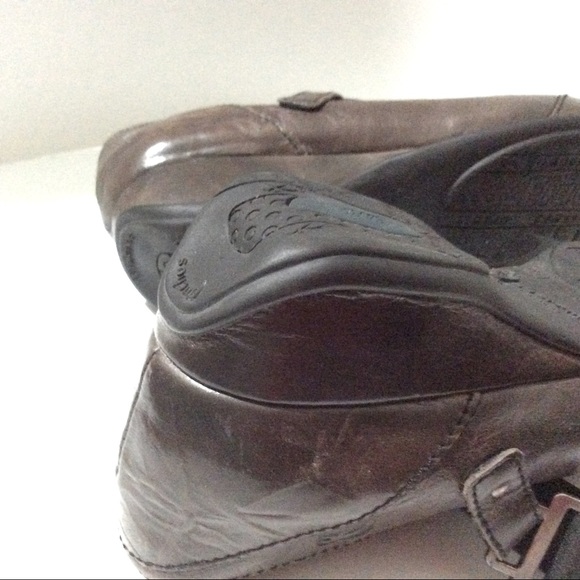 Fluchos dark brown leather slip in shoes - Picture 5 of 9